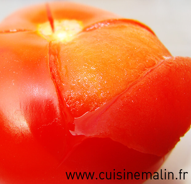 Monder Eplucher une tomate par Cuisine Malin, #EplucheLegume, #TomateFacile, #TomateMalin, #MonderTomate, #EplucheTomate,
